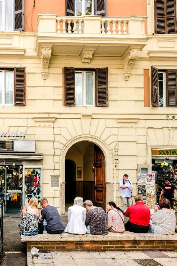 Family Apartment Near Vatican Museum Rome Exterior photo